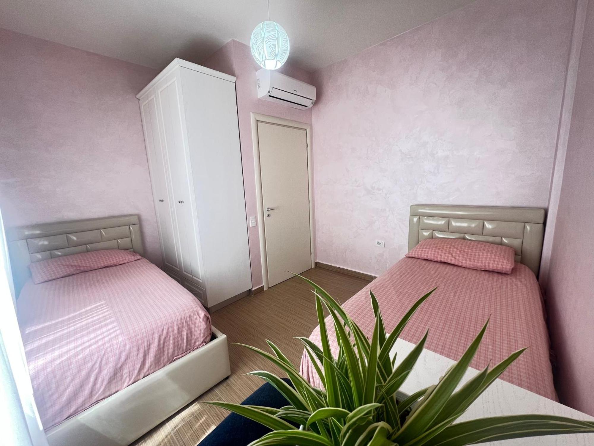 Willa Dolce Lalzi Bay - House Durrës